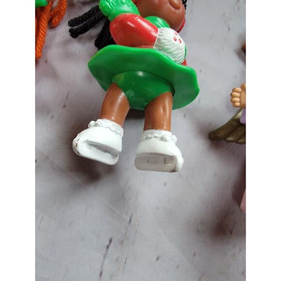 Lot of 4 vintage 1984 Cabbage Patch Kids - Mini Figures PVC Figurines - Picture 15 of 16